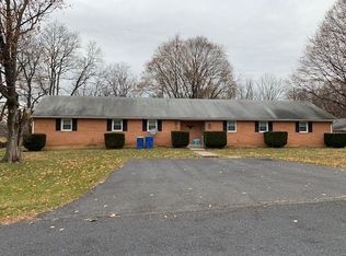 17 Rockledge Dr, Mechanicsburg, PA