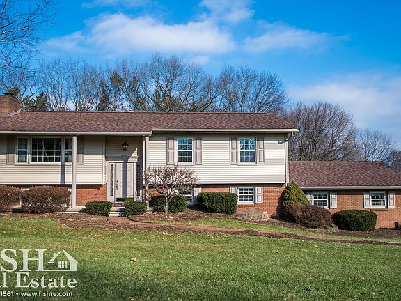 3rd image of 149 Brentwood Dr