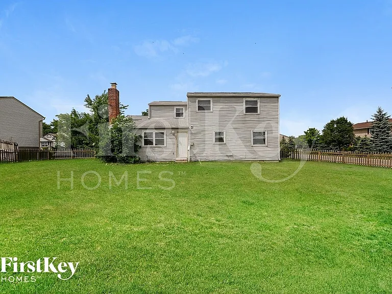 11415 Dunshire Dr — Photo 15
