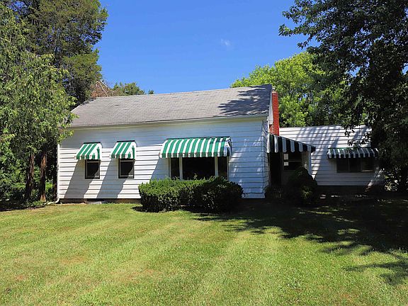 2nd image of 825 E River Rd