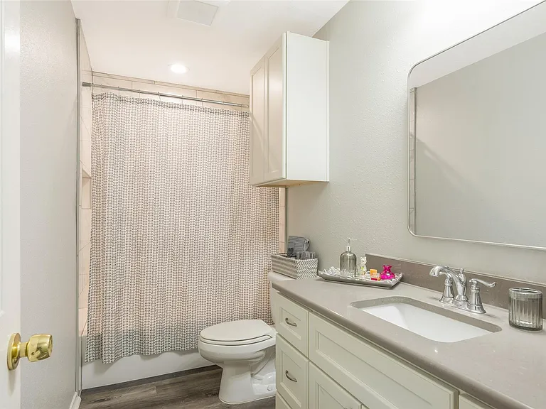 209 Cooner St #B — Photo 17