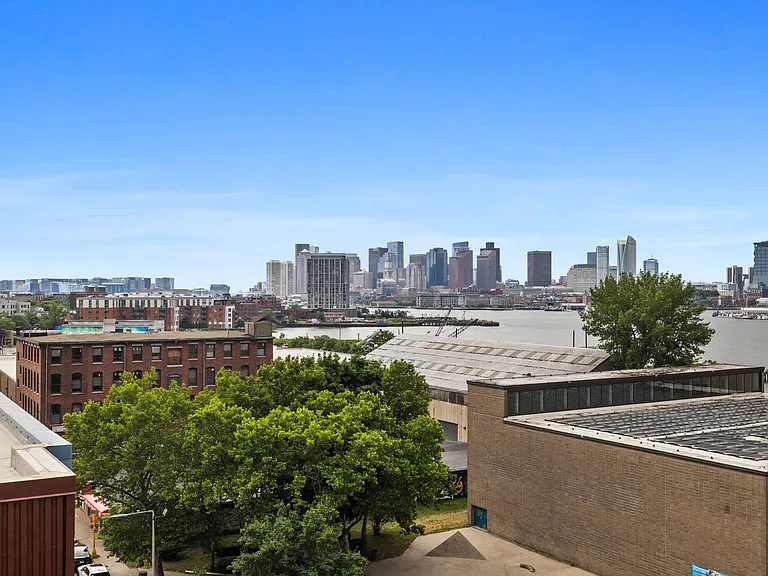 301 Border St #302 — Photo 42