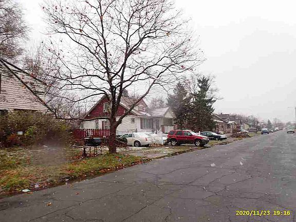 9566 Manor