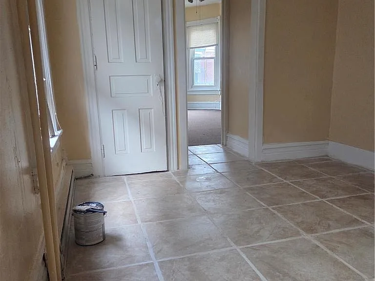 36 S Madison St #2 — Photo 4