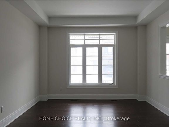 3rd image of 120 Hurst Ave