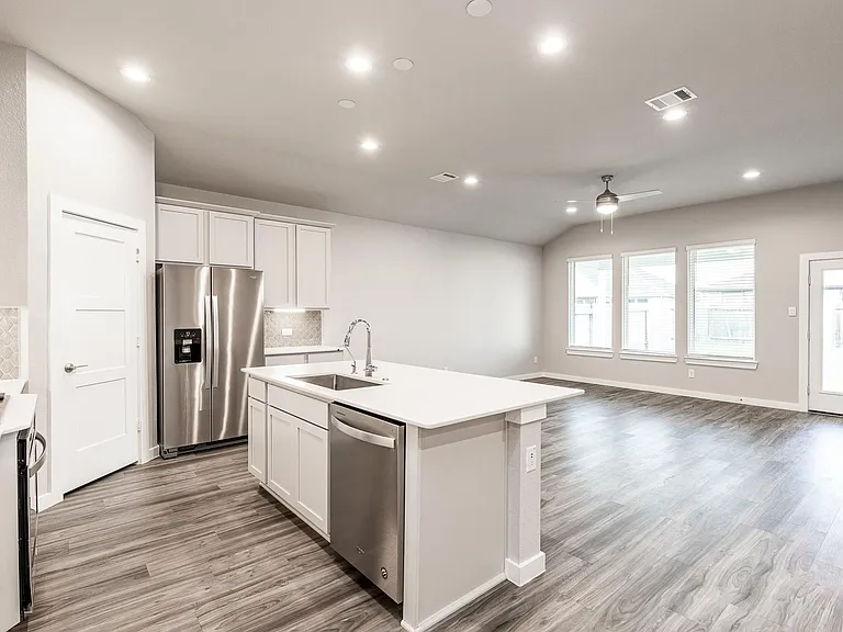 22806 Theodoli Dr — Photo 11