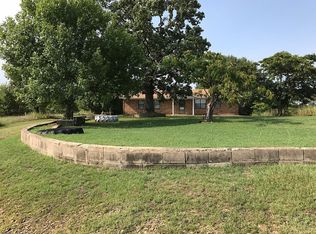 30401 W Sans Bois Rd, Kinta, OK 74552