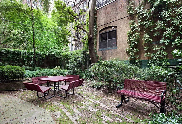 Rented by Sandra Greer Real Estate | media 19