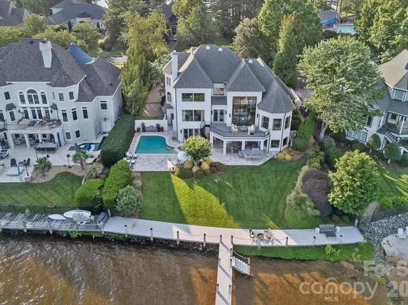 18408 Harbor Light Blvd, Cornelius, NC 28031