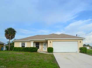 333 SW 30th Ave, Cape Coral, FL 33991