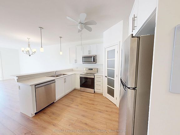 4th image of 58 Ledgerock Ct