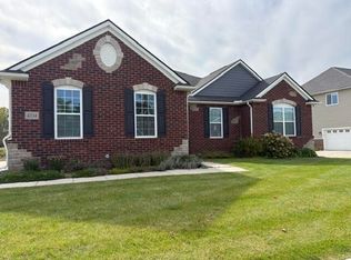 4334 Loon Ln, Ann Arbor, MI 48103