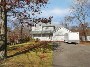 331 Peconic Ave, Medford, NY 11763