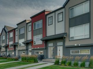 147 N Copperstone Park SE, Calgary, AB T2Z 5E3