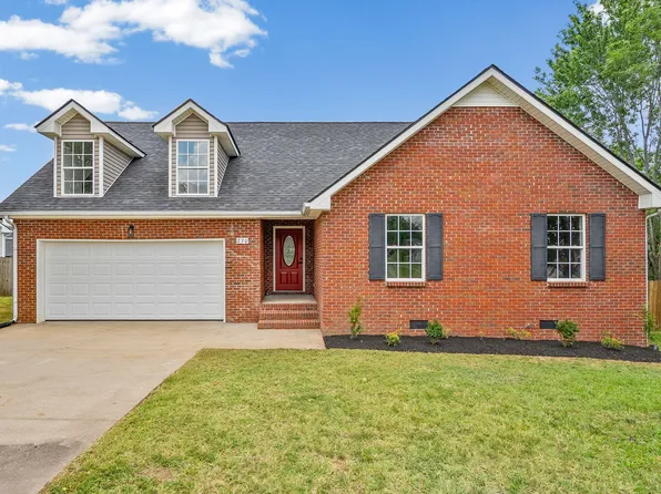 270 Harold Dr, Clarksville, TN 37040