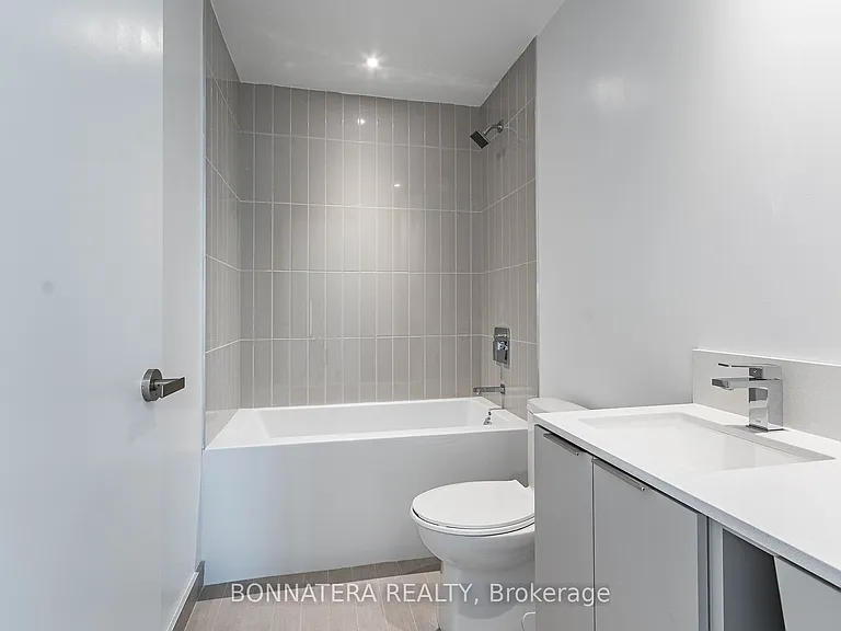 3900 Confederation Pkwy #3904 — Photo 23