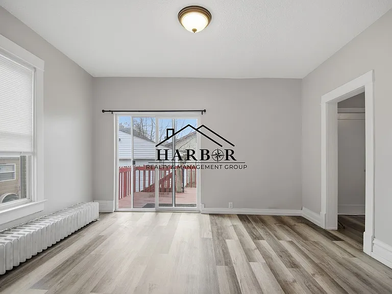 401 3rd Ave SW — Photo 6