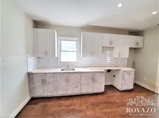 240 4th St #11167892, Newark, NJ 07107