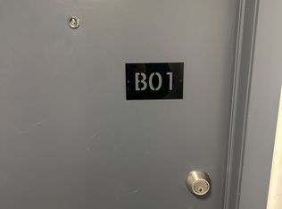 15 Thorburn Ave #B01, Toronto, ON M6K1C4