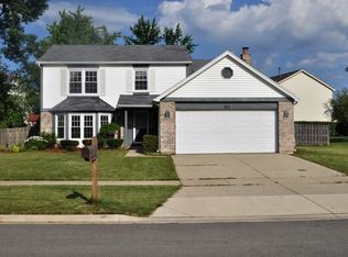 303 E Fox Hill Dr, Buffalo Grove, IL