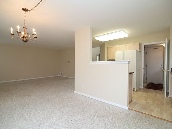5th image of 1304 Darnell Dr