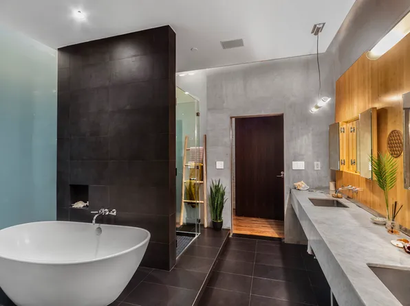 259 Bowery image 6 of 8