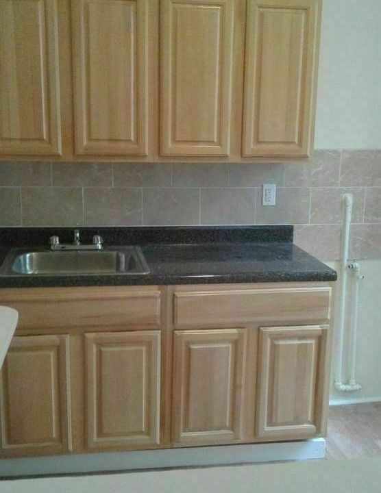 1st image of 379 Irving Ave APT 3D