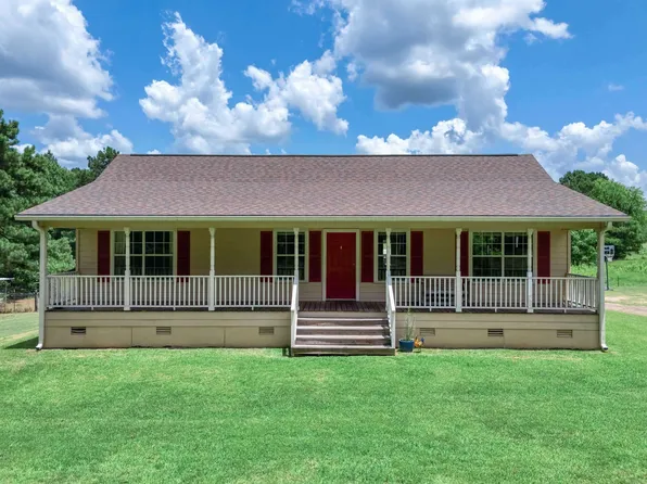 18827 County Road 261, Overton, TX 75684