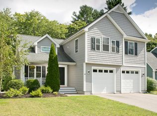 4 Saw Mill Ln, Rockland, MA 02370