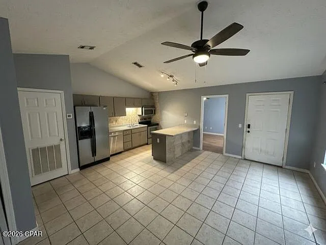 5731 Pinetree Ave — Photo 2