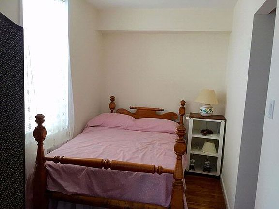 4th image of 130 Beach 121st St APT 2H