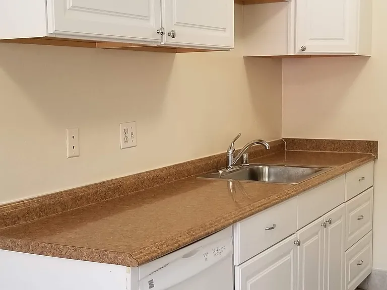 222 Milbrae Ln #10 — Photo 5