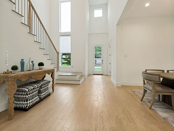 4th image of 3762 Matador Dr