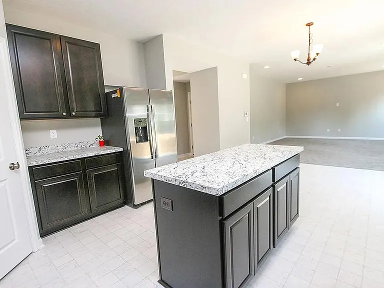 7861 Oldham Dr — Photo 15