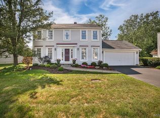 50 Crystal Springs Ln, East Amherst, NY 14051