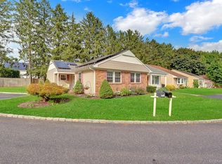 46 Forge Lane, Coram, NY 11727
