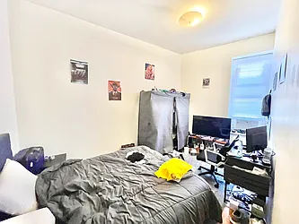 Rented by Century 21 Premier 