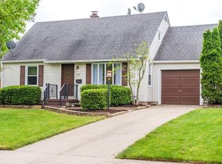 3213 Fairway Dr, Dayton, OH 45409