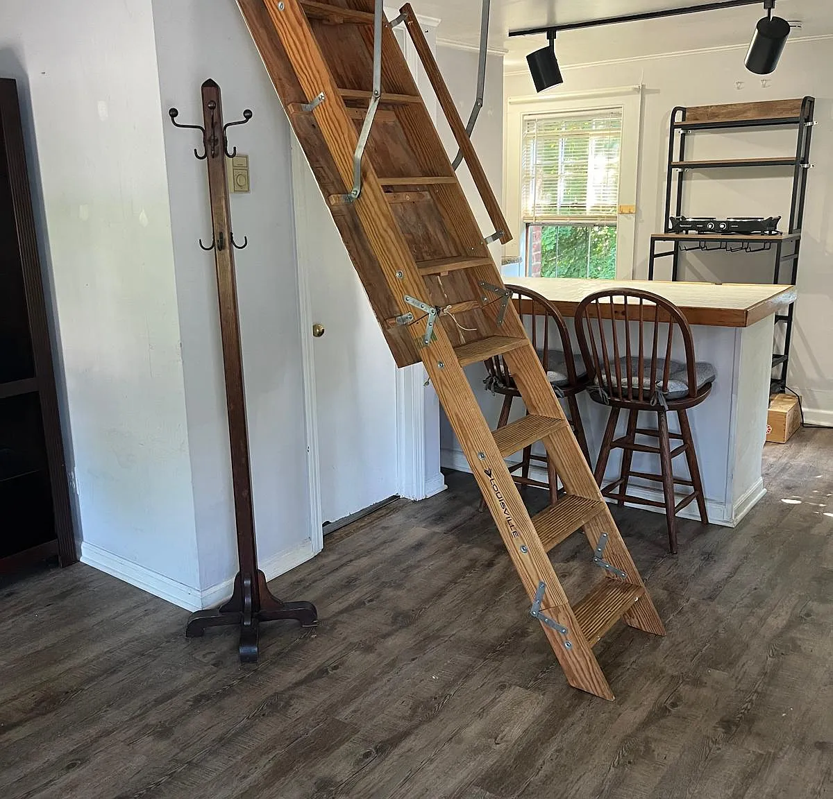 Studio, 400 sqft, $1,650 — Photo 4