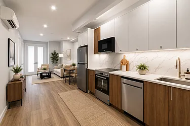 2913 Snyder Avenue, #4