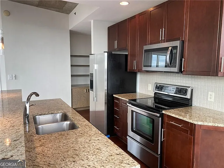 855 W Peachtree St NE #2413 — Photo 43