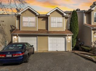 11 Mariano Ct, Somerset, NJ 08873