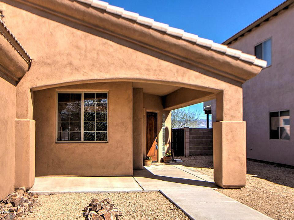 1st image of 2132 N Avenida Mena