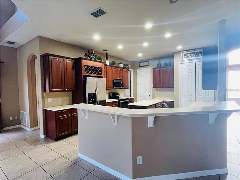 930 Spring Oak Cir — Photo 6