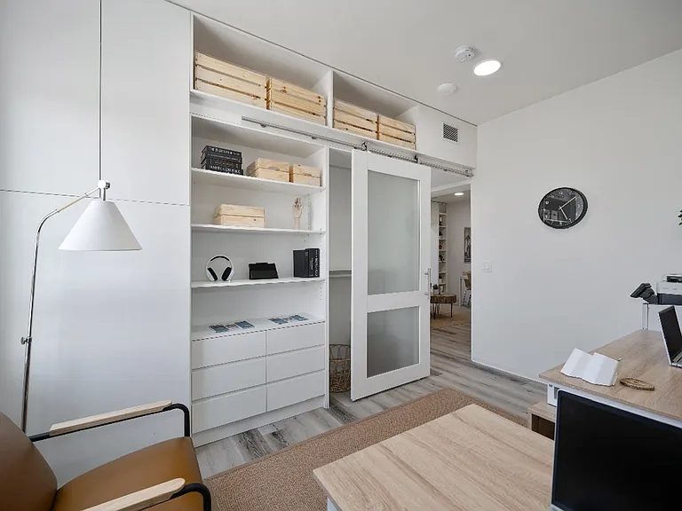 4 WEEKS FREE ON A 13 MONTH LEASE — Photo 7