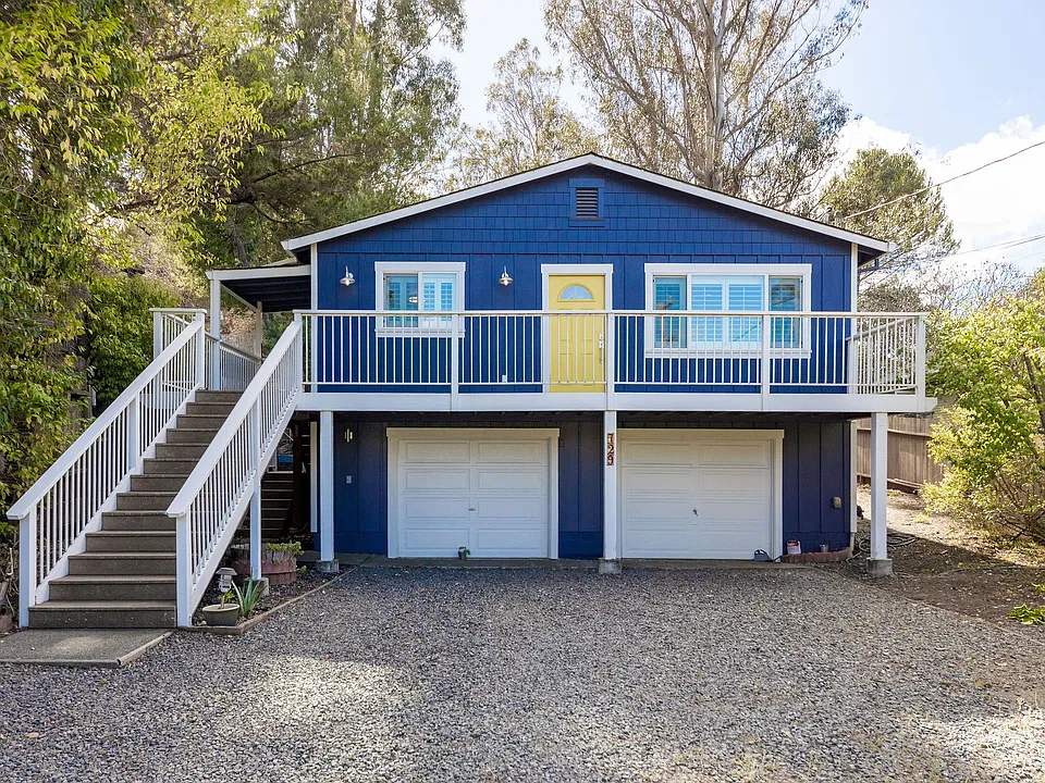 729 W Orange Ave