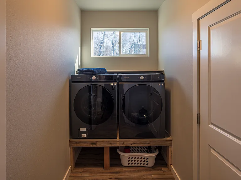 11601 E Equestrian St #C — Photo 24