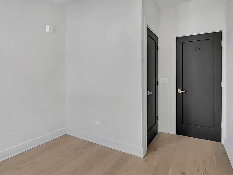 182 Waterman St #2D — Photo 14