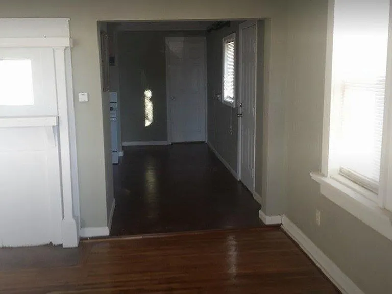 1652 S High St — Photo 13