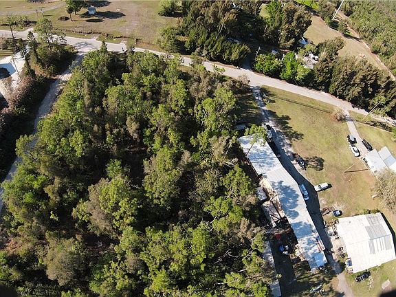 2nd image of Western Acres Rd